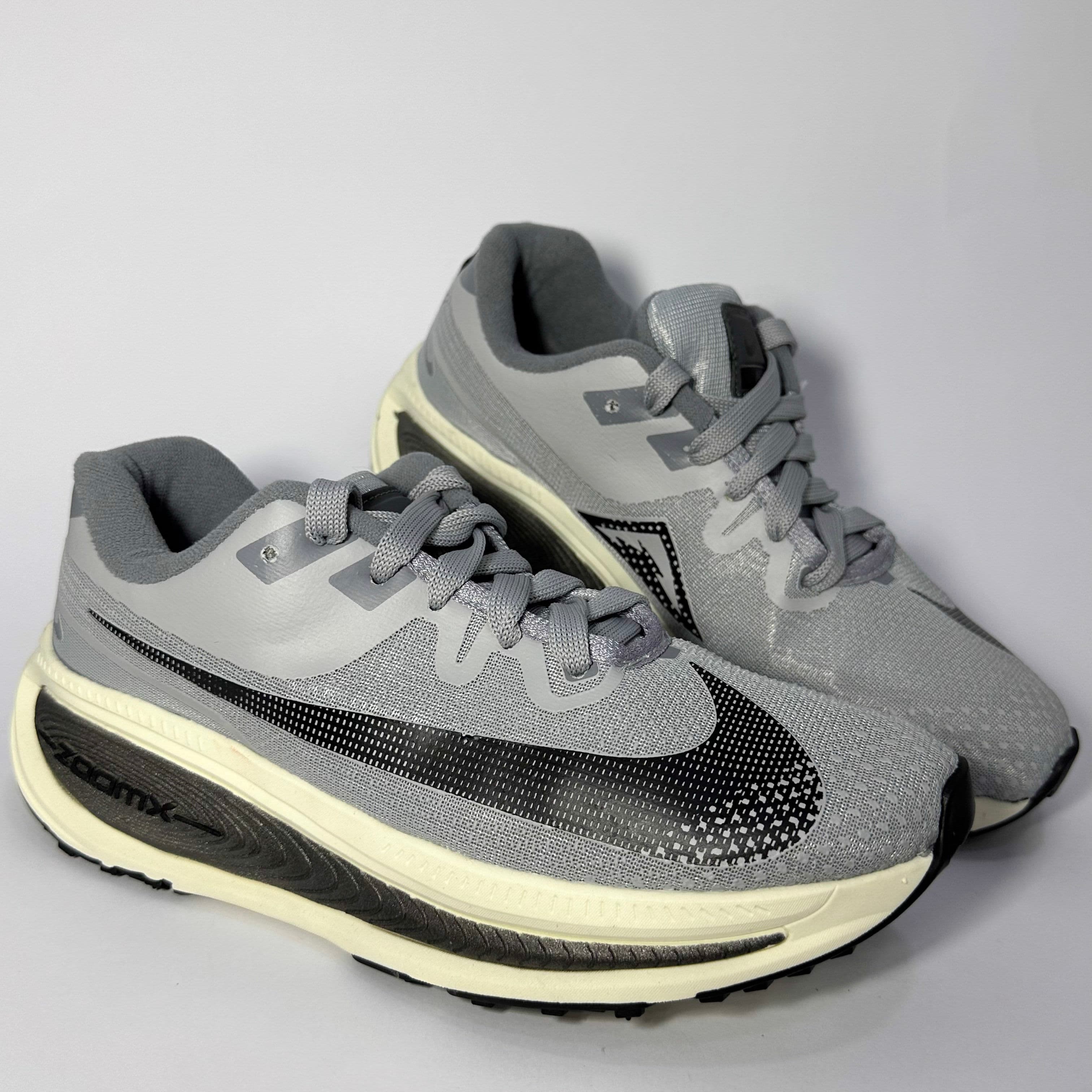 Nike Zoom Cinza