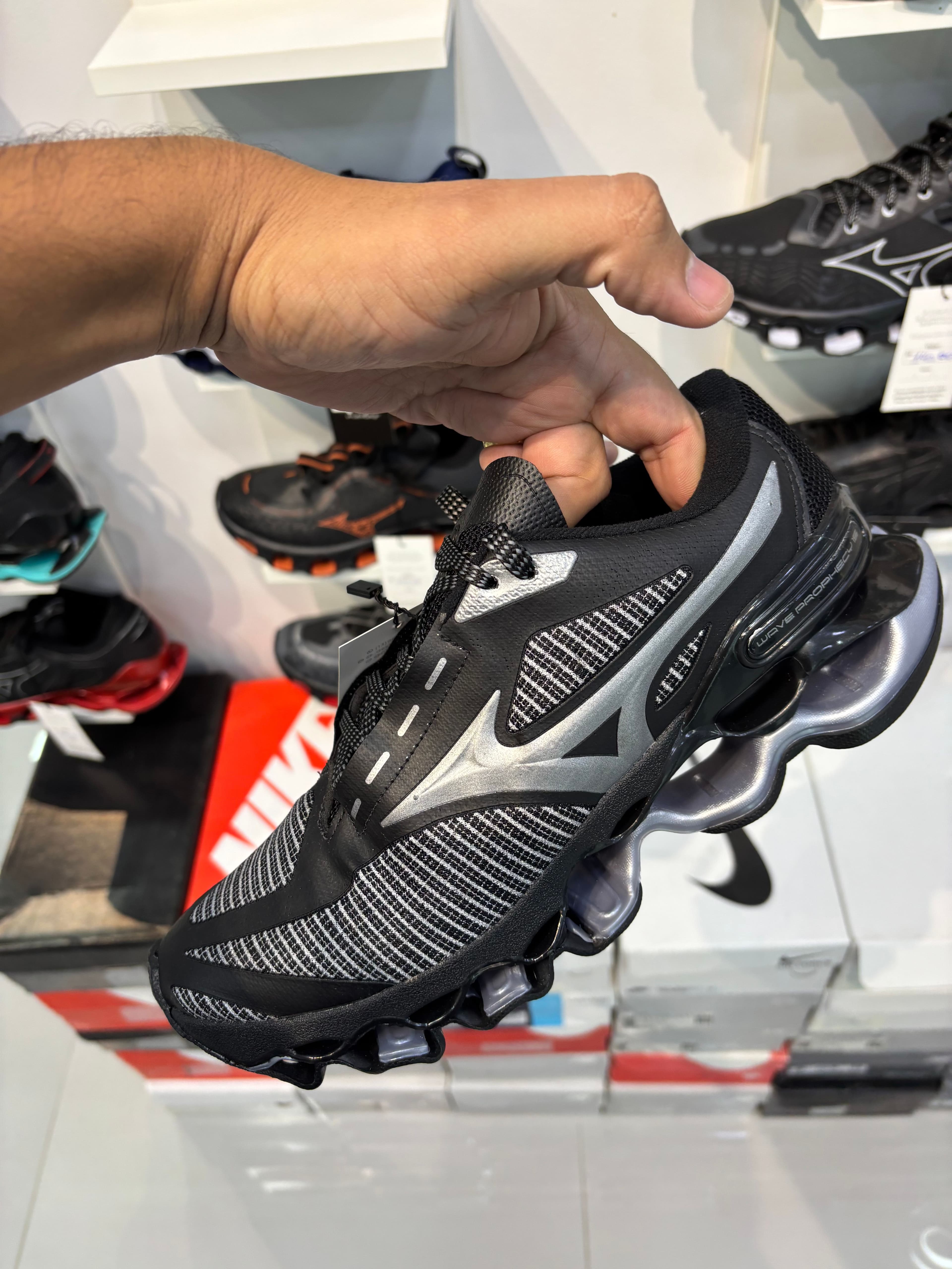 Mizuno Prophecy 15 Preto/Prata