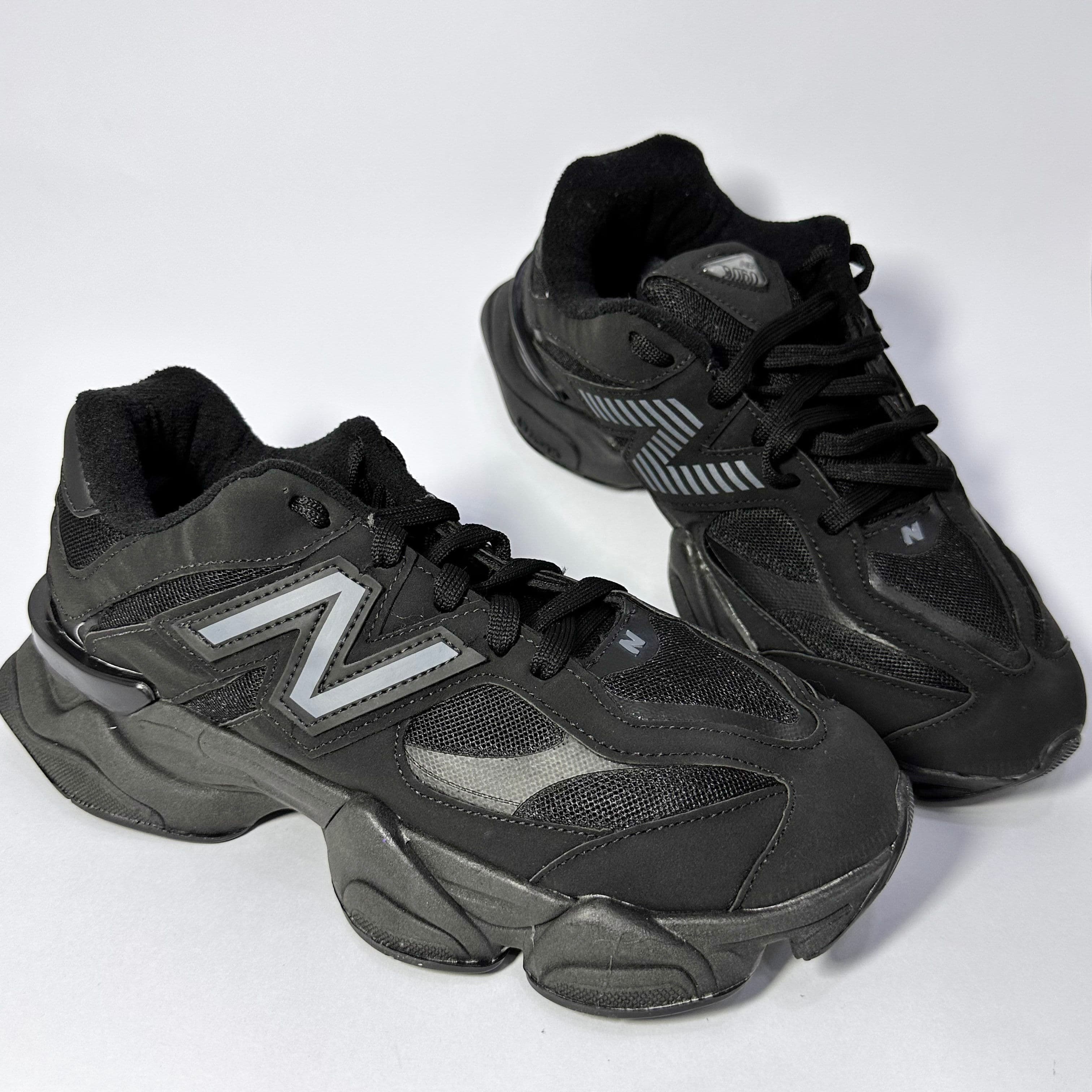 New Balance 9060 Preto