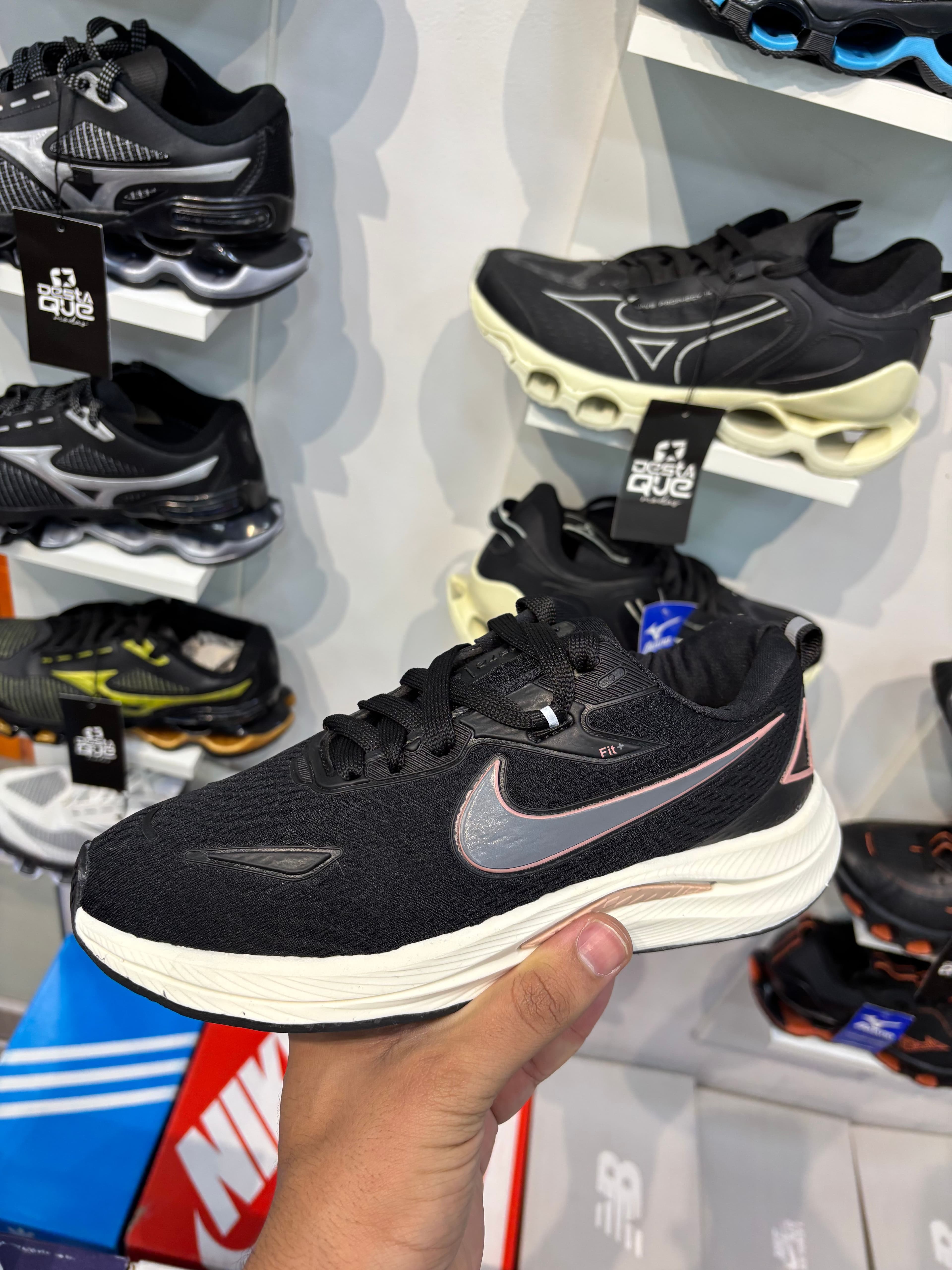 Nike FIT Preto/rosa