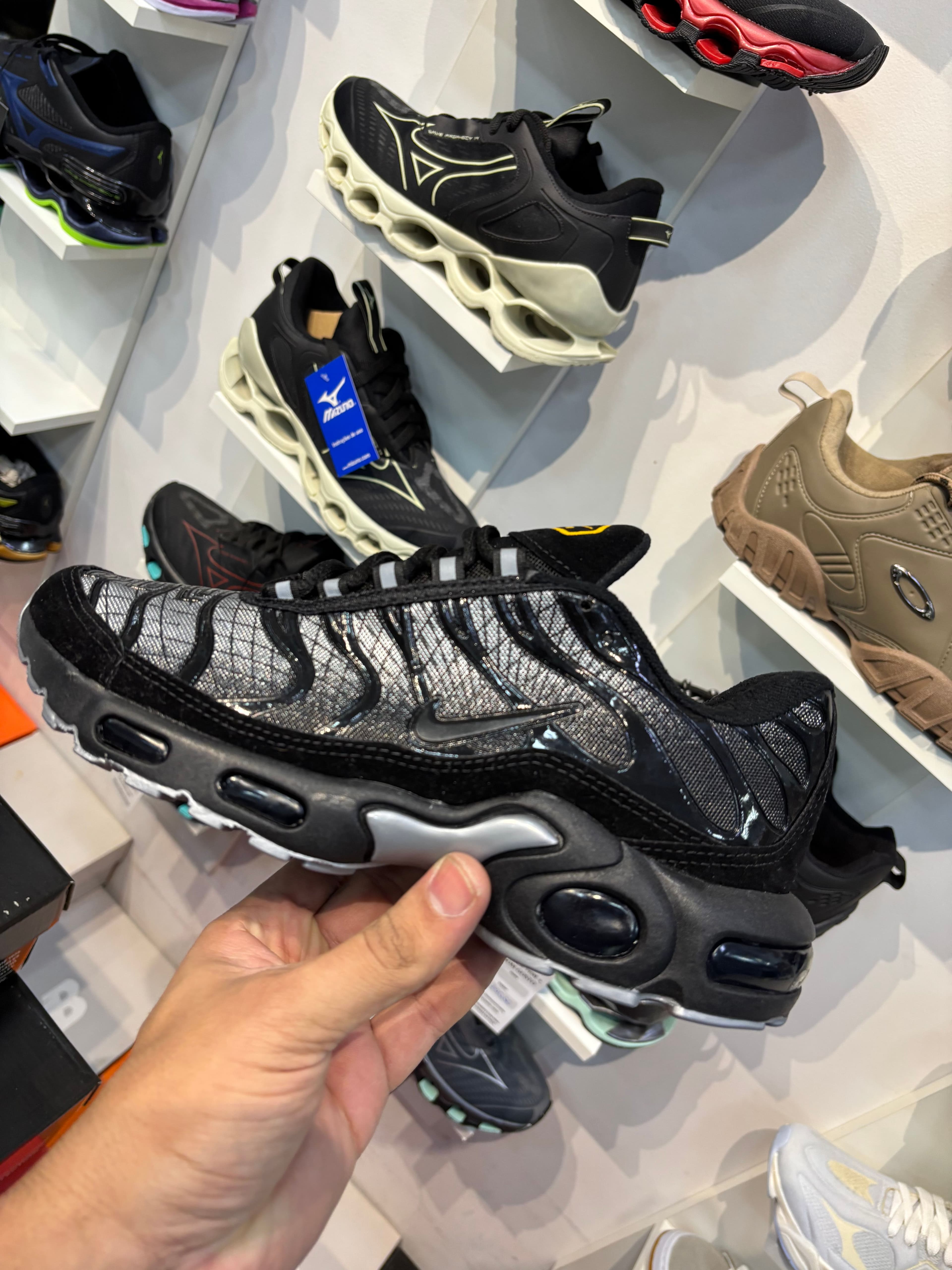 Nike TN Preto/prata